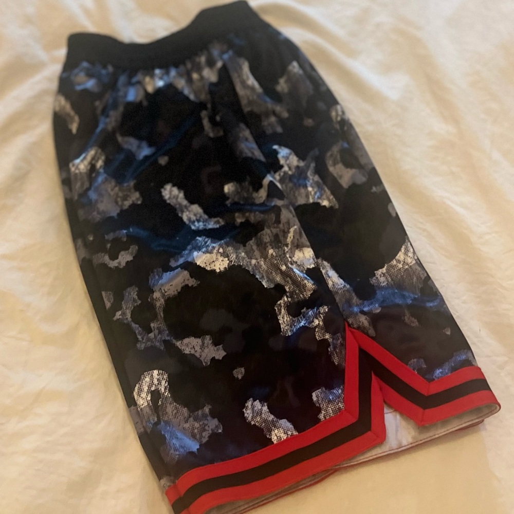 3/$19 And1 pull on athletic Basketball jogger shorts - Picture 14 of 16